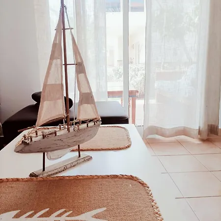 Casa Anita, Pool Sea And Surf In Appartamento